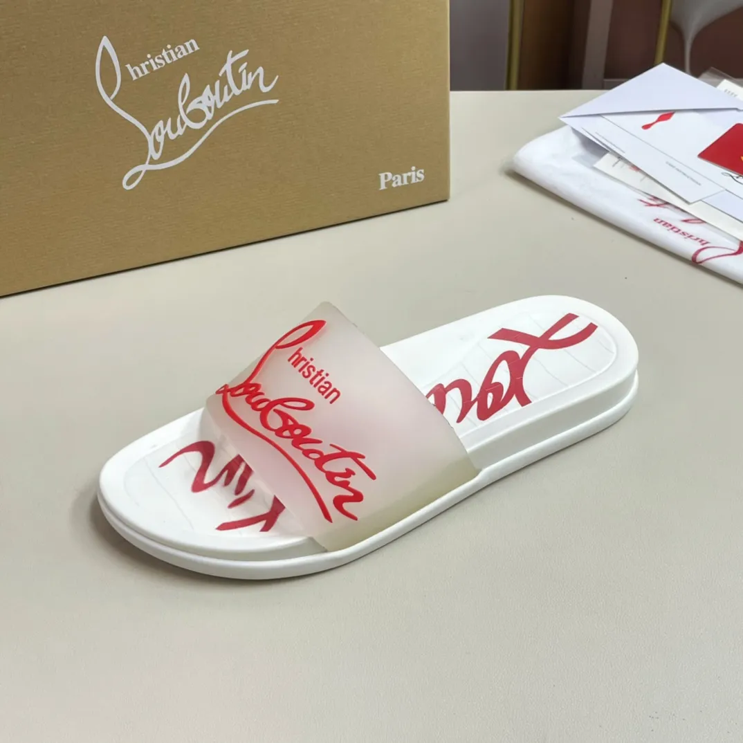 [CL red sole shoes] P: 300💰 size 38-45 Men's classic slippers, made on the official website 1:1, the original factory specializes in original materials ➖ OEM 3D printing pattern production ➖ Ultra-light non-slip outsole. Super fashionable and super comfortable, handsome on the feet, a must-have for men in summer! !